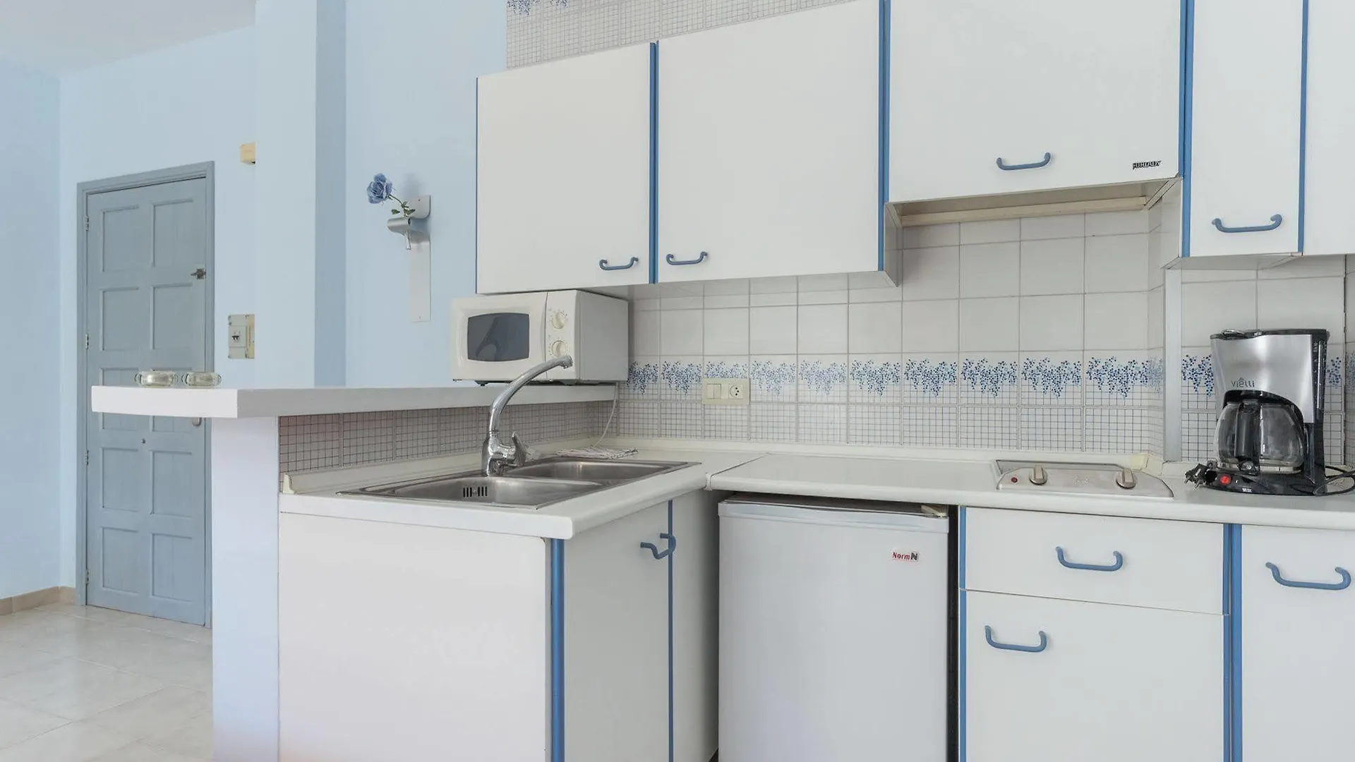 Apartamentos Lago Колонья Сант Джордин Апартаменты